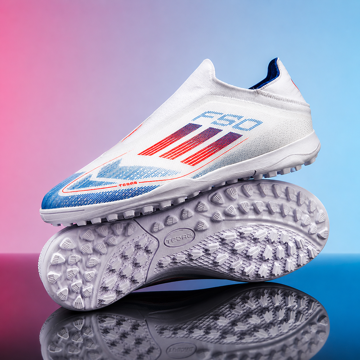High-Performance Soccer Cleats – Precision Movement and Powerful Strikes