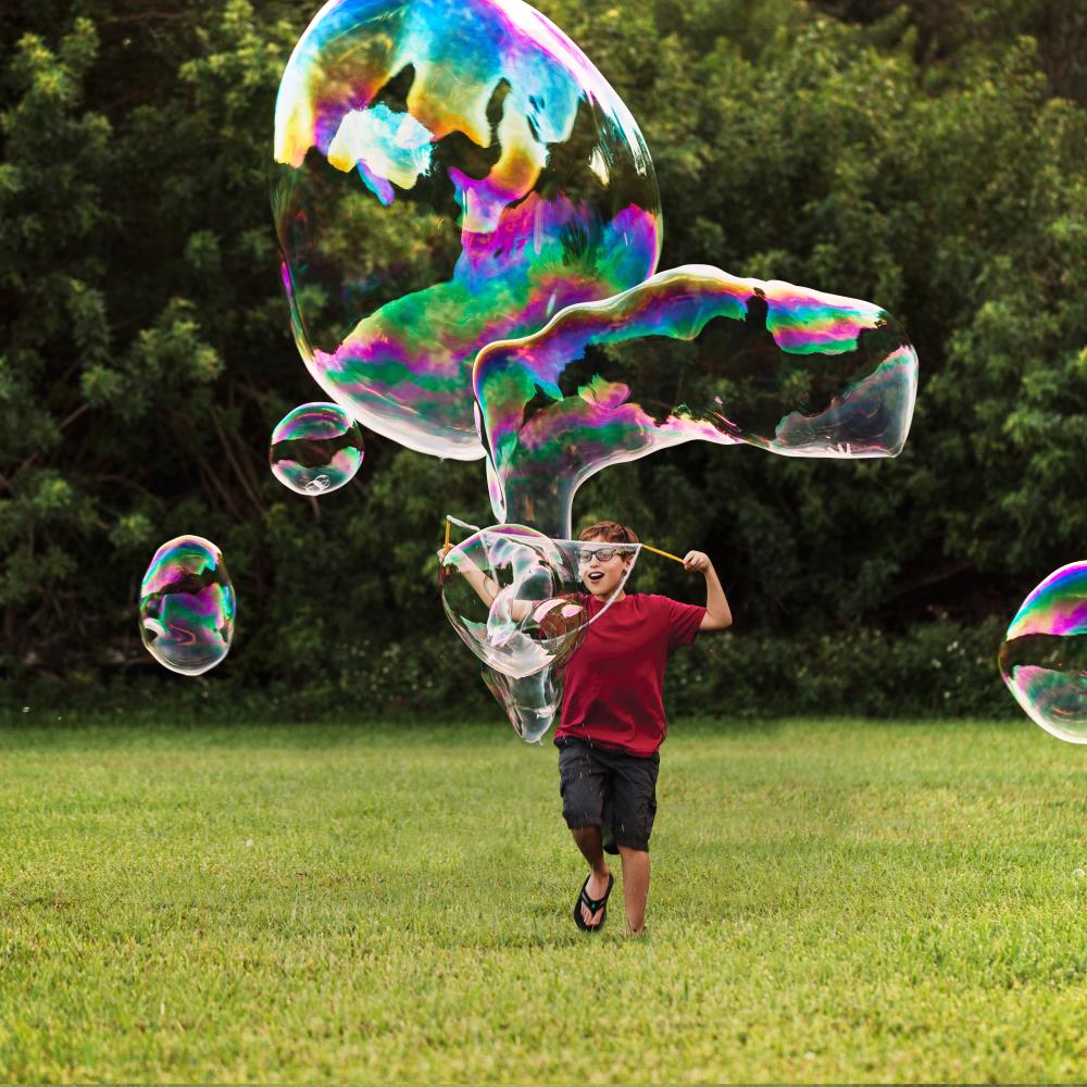 The Award Winning Gigantic Bubble Kit