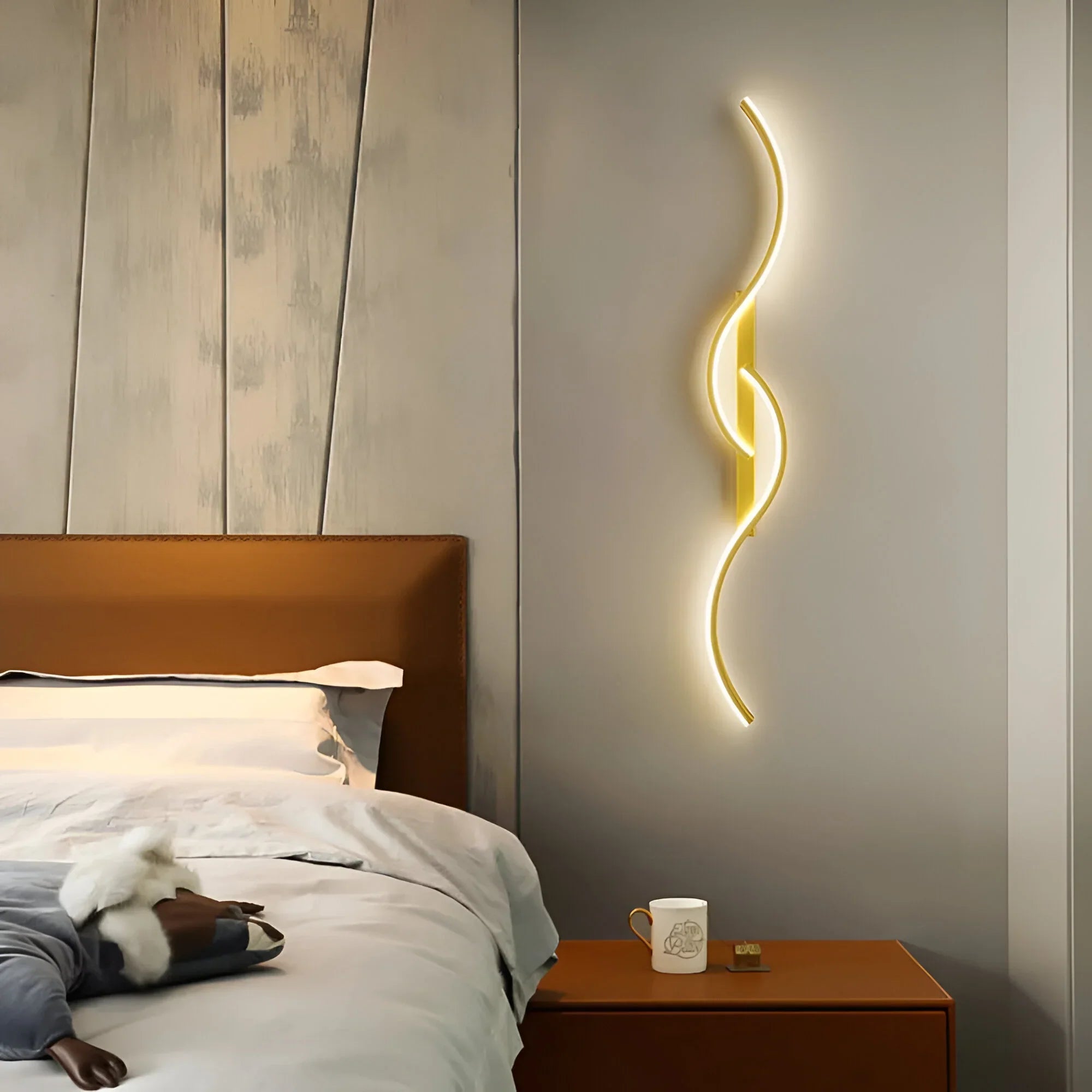 Modern Curved LED Wall Light | Indoor Decorative Sconce Fixture
