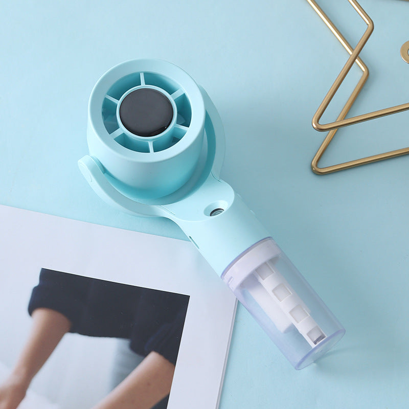 Compact Misting Fan with Water Sprayer – Quiet Adjustable-Speed Personal Cooling for Face, Desk, Gym & Outdoor Summer Days