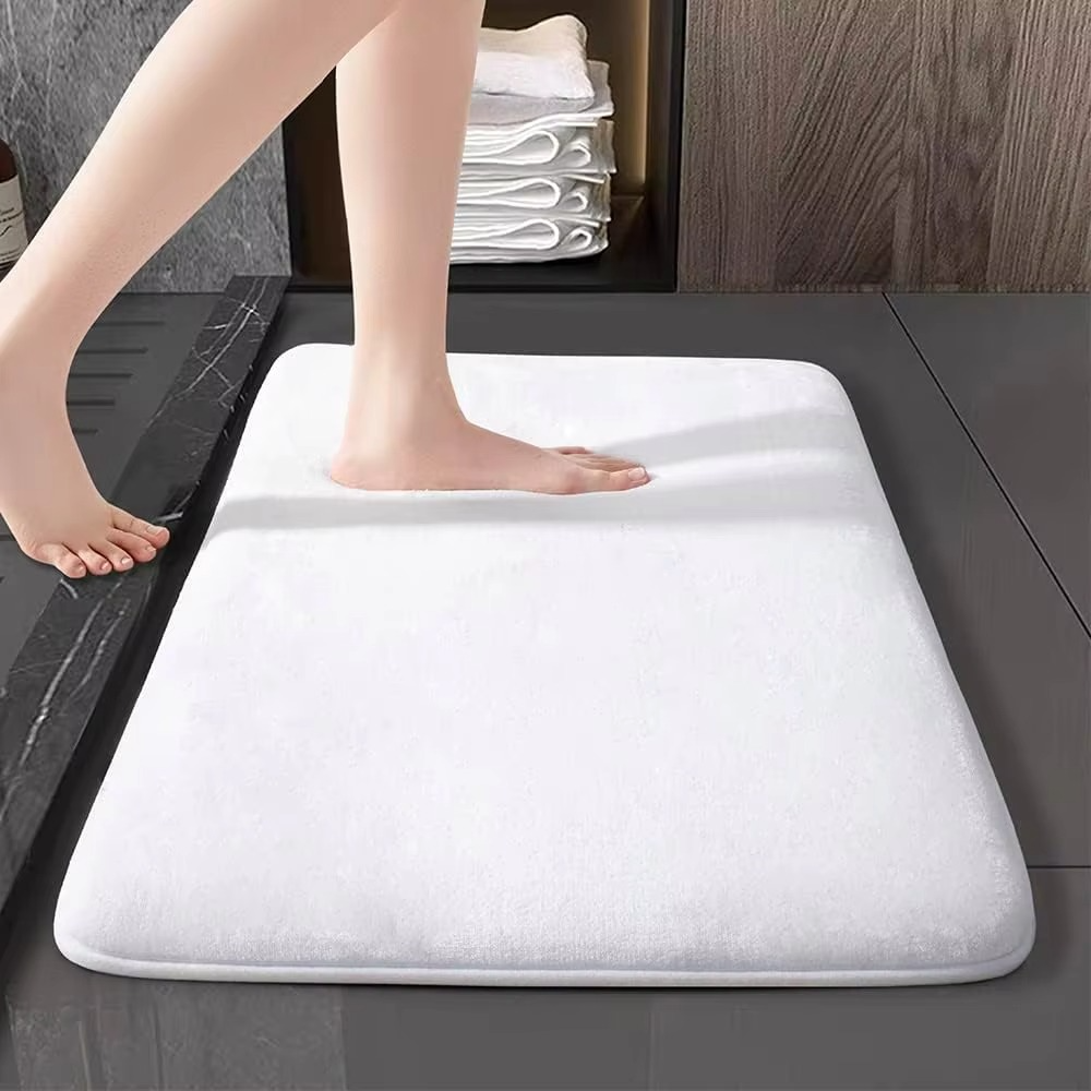 Coral Velvet Bath Mat | Ultra-Absorbent Anti-Slip Shower Rug