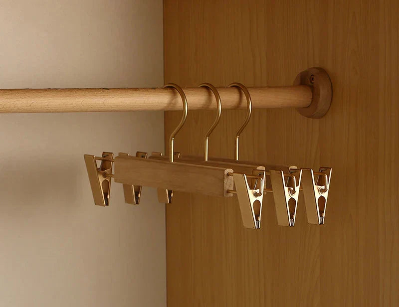 Wide Shoulder Camphor Wood Hangers | Heavy Duty Suit & Coat 2-Pack
