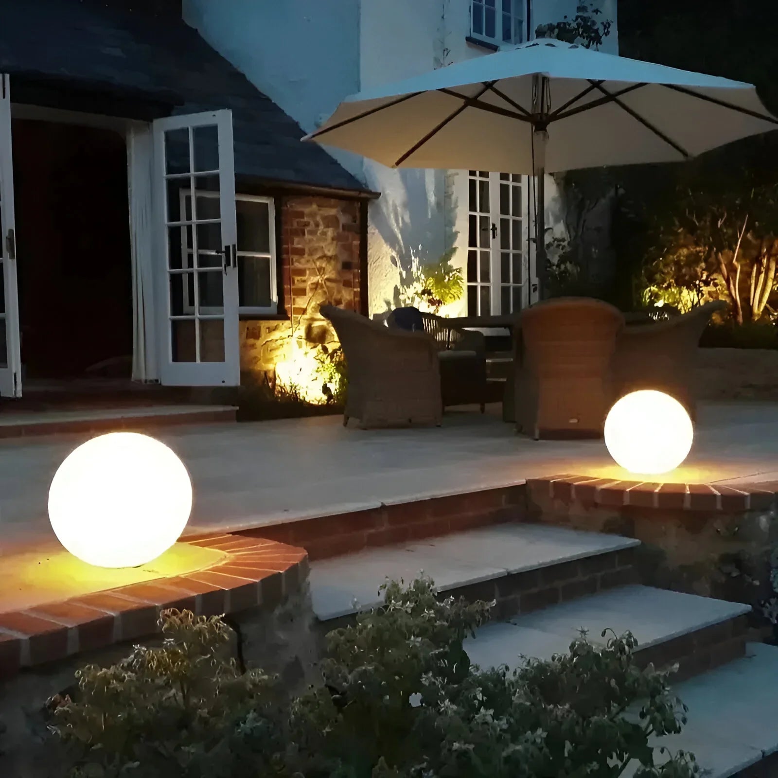 Waterproof Solar LED Garden Light | Outdoor Globe Sphere Path Lamp