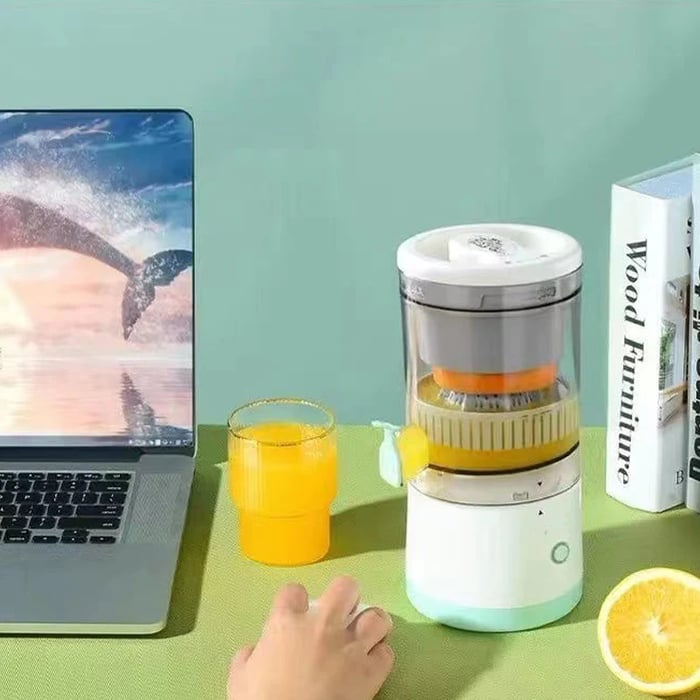 Portable Electric Citrus Juicer | Cordless Automatic Fruit Juice Squeezer