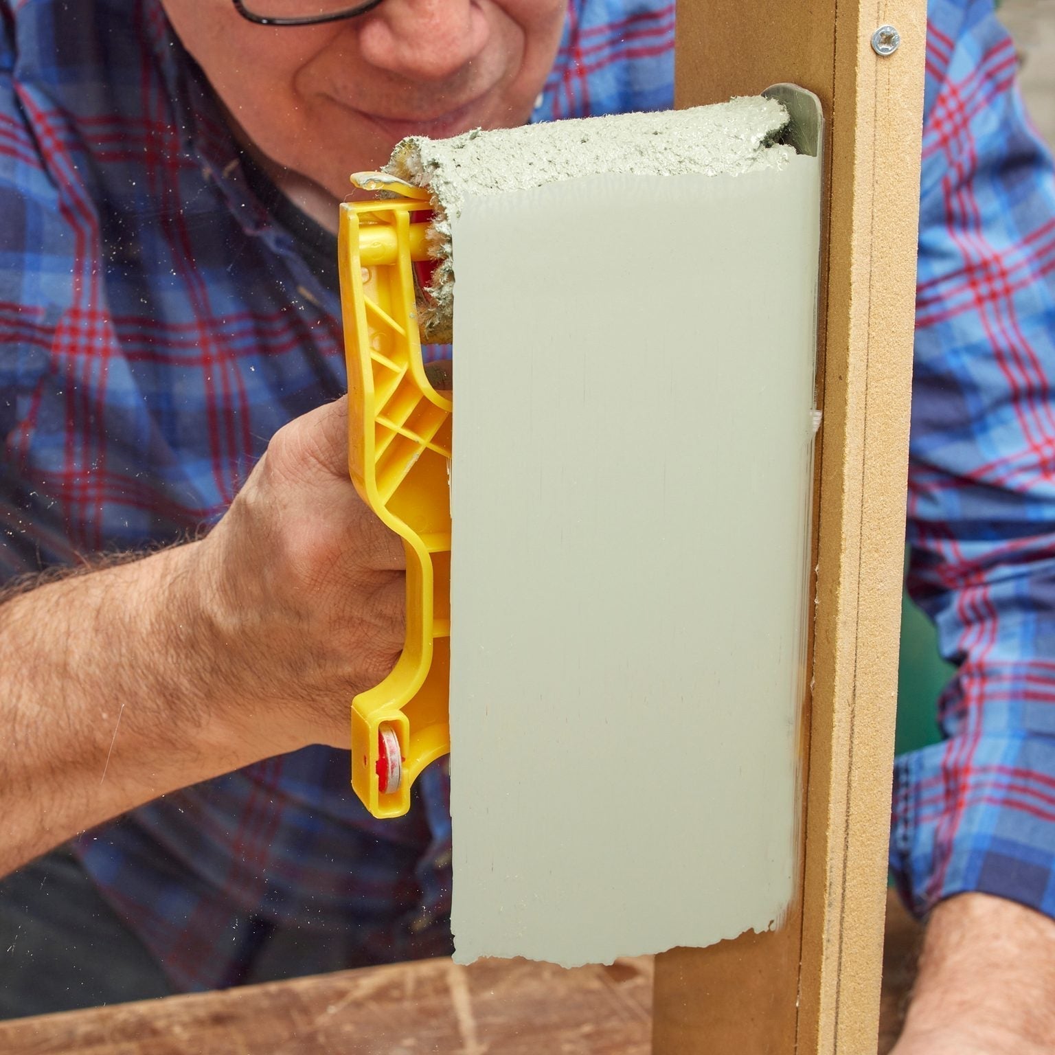 Professional Edge Painting Tool | Precision Trim Roller with 3 Spare Rolls