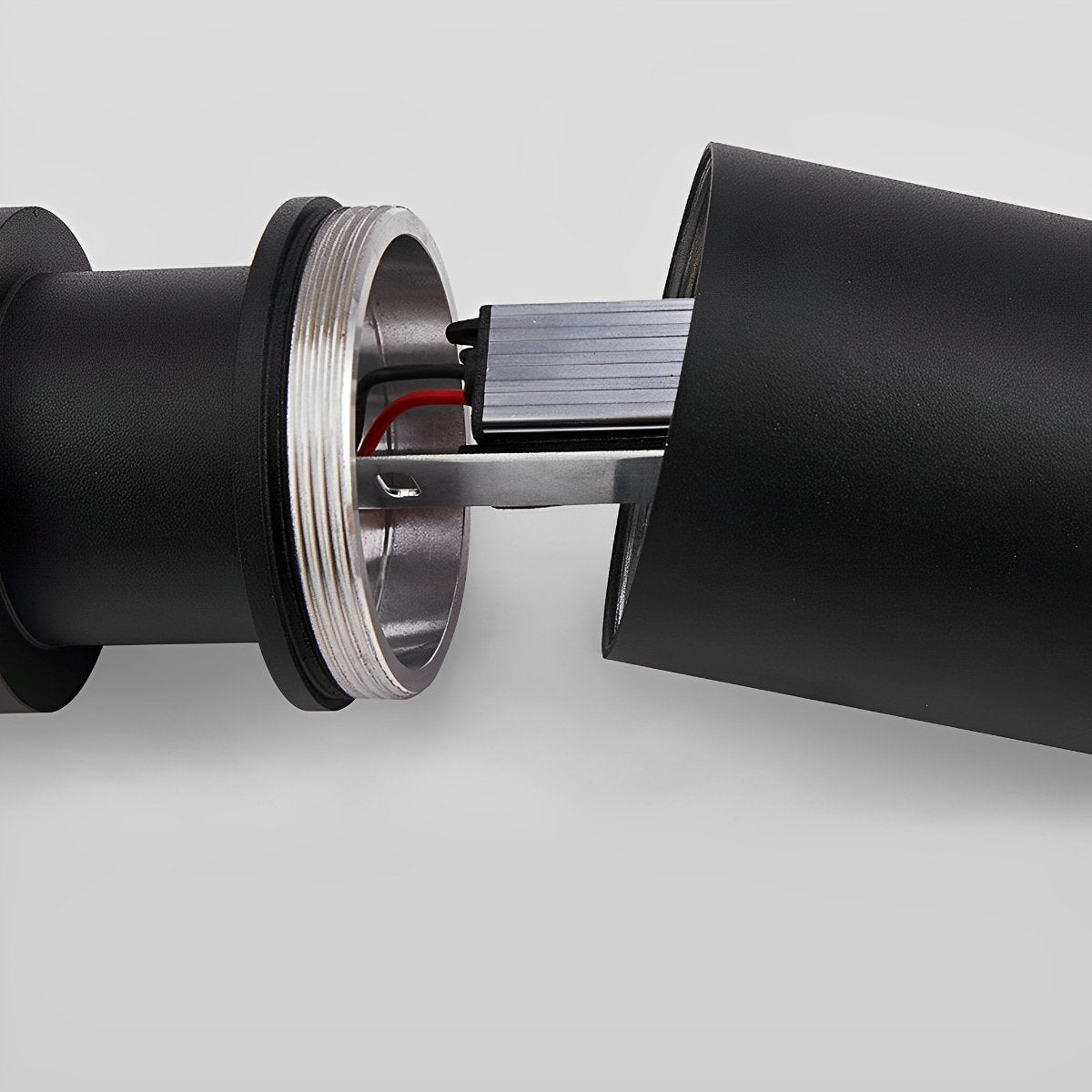 Modern Aluminum LED Outdoor Pillar Light with IP55 Waterproof Rating