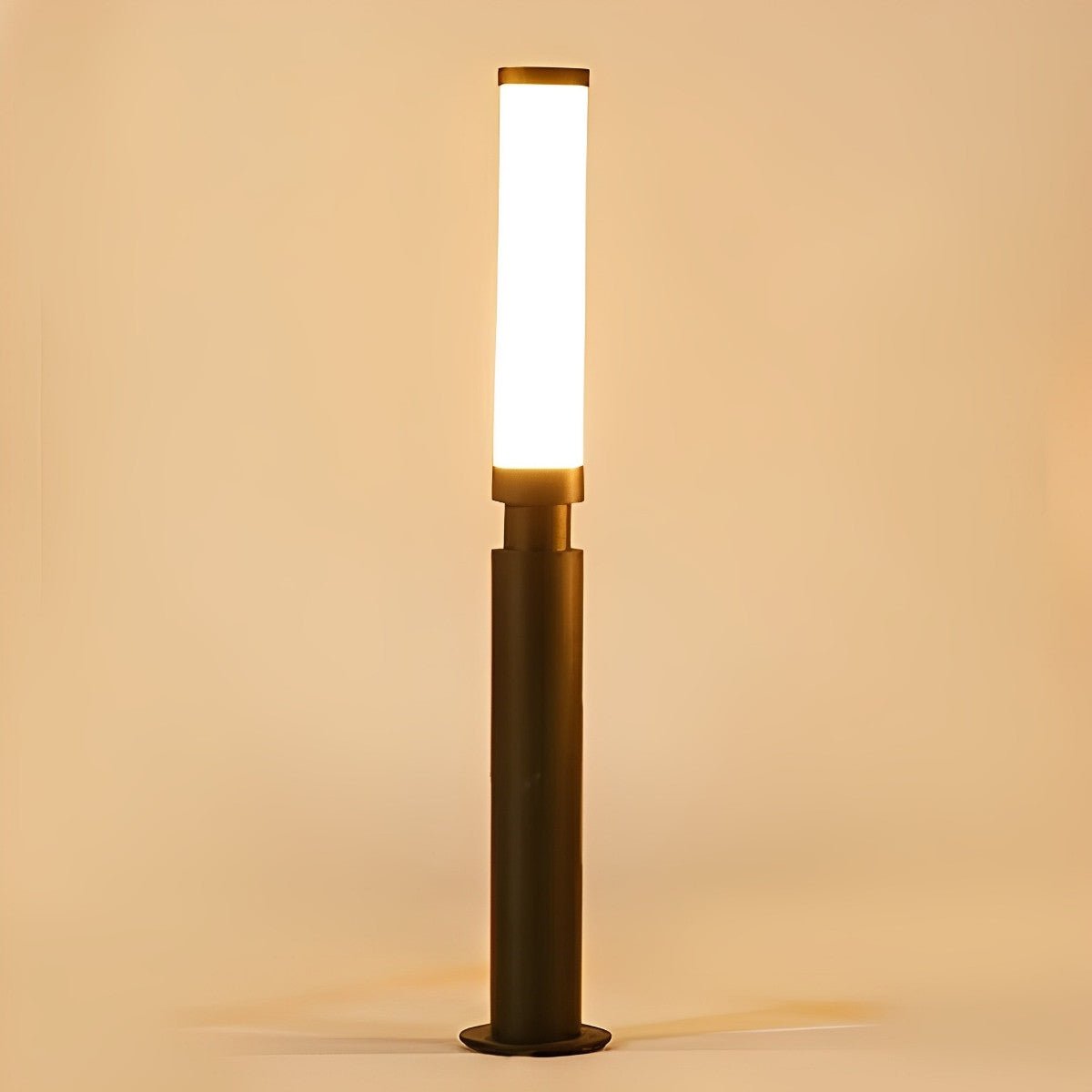 Modern Aluminum LED Outdoor Pillar Light with IP55 Waterproof Rating